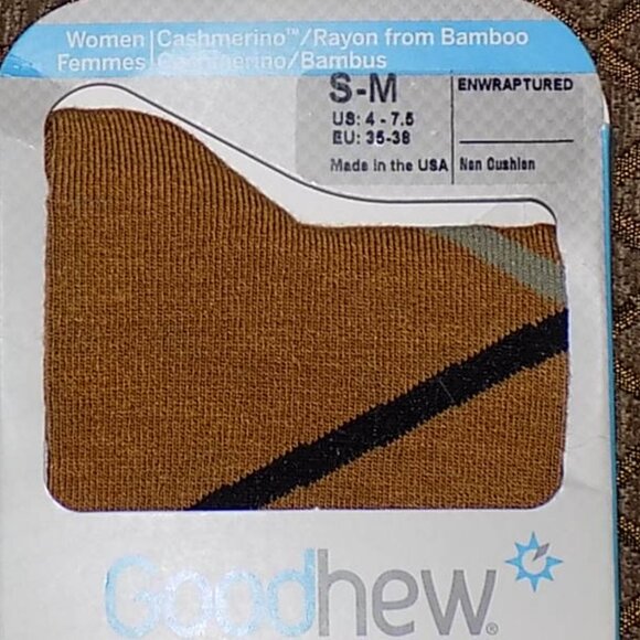 Goodhew / Sockwell Cashmerino Enwraptured over calf socks in Ochre - Picture 6 of 9